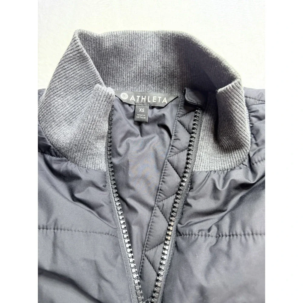 Athleta Fjord Hybrid PrimaLoft Jacket Women Black Quilted Puffer Full Zip XS